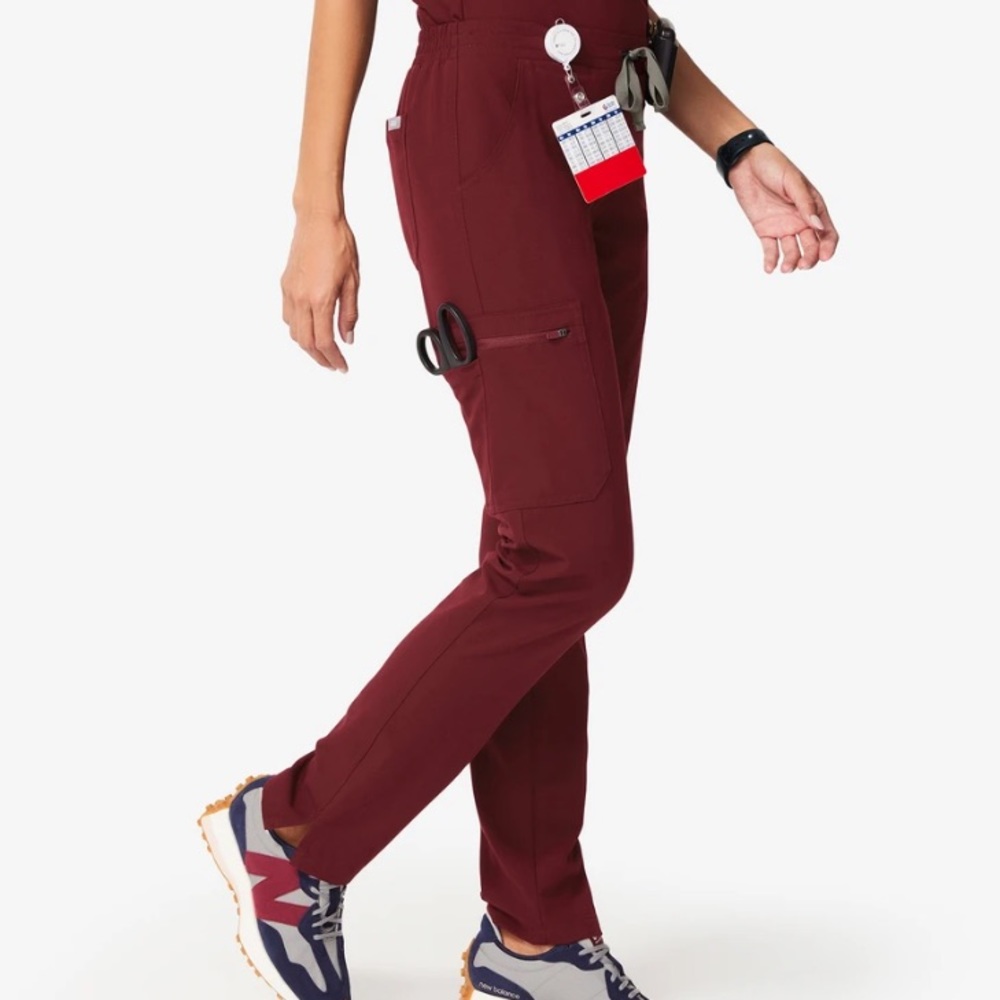 FIGS Yola Skinny Scrub Pant